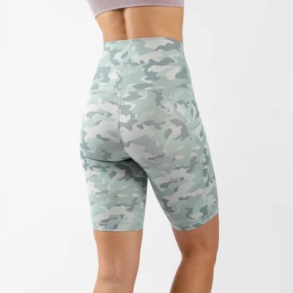 90 Degree By Reflex Camo Bike Shorts Stretch High Waist Pockets Gym Workout - Picture 2 of 5